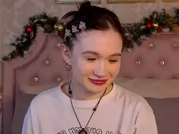 Heather_IvyのStripchatで今すぐ視聴可能なセックスカム