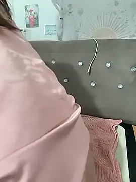 I_AM_NOT_A_SLUTのStripchatで無料ライブポルノ