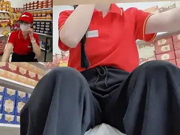 Sayuri_SatouのStripchatでプライベートチャット