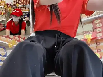 Sayuri_SatouのStripchatでセックスチャット