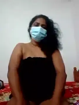 boosypussyのStripchatで高画質ウェブカメラ