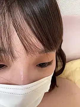 Hiiichan88のStripchatで無料ポルノカメラ