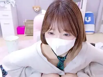 Yui-ChのStripchatでセックスカメラ