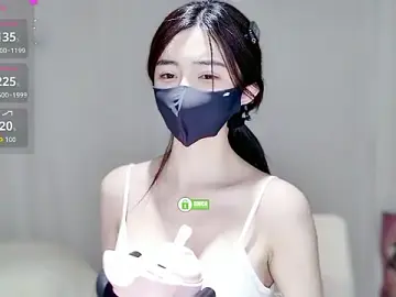 -Hell0-KittyのStripchatで最高のライブ配信