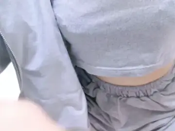 ASUKA_chのStripchatで今すぐ視聴可能なセックスカム