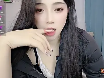 Augenstern_catのStripchatでアダルトビデオチャット