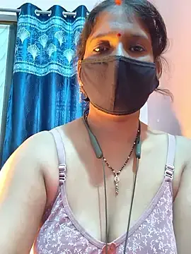 Simran_bhabhi0のStripchatでライブチャット