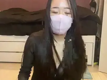 Suika_IcupのStripchatでアダルトビデオチャット