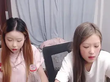 Prettybaby520のStripchatでライブチャット