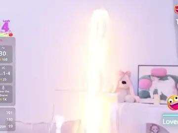 Yr_kitten_333のStripchatでアダルトカメラ配信