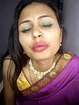 Khatta_MeethのStripchatでセックスカメラ