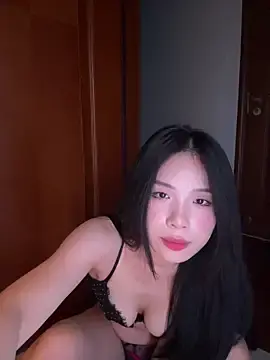 csck2025のStripchatで今すぐ視聴可能なセックスカム
