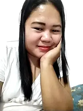 big_booty15のStripchatでセックスチャット