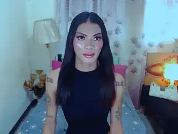 yoursexyasiantsxxのStripchatでライブチャット