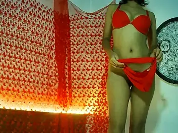 Minu_CamのStripchatで今すぐ視聴可能なセックスカム
