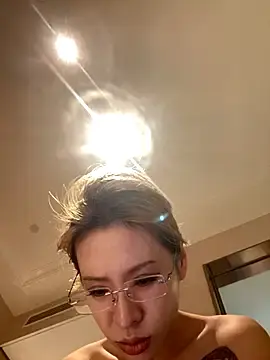 miumiu-66のStripchatでプライベートチャット