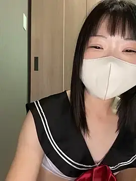 ms_suzukaのStripchatで無料ライブポルノ