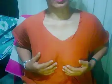 nalee_naのStripchatでアダルトカメラ配信