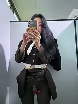 so-lingerのStripchatでプライベートチャット