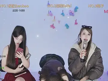 sweetgirls888のStripchatでセックスカメラ