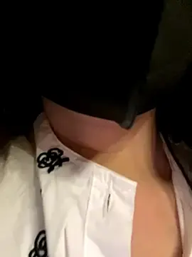 xiao-LinのStripchatでライブチャット