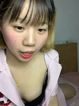 zhaomosheng125216のStripchatで今すぐ視聴可能なセックスカム