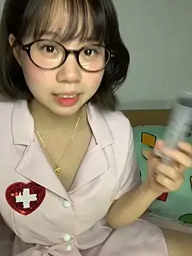 zhaomosheng125216のStripchatでアダルトビデオチャット