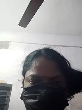 sana14のStripchatでヌードカメラ