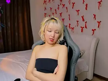 Milla_AheoのStripchatでアダルトカメラ配信