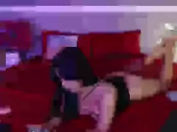 Jennythai123のStripchatでセックスカメラ