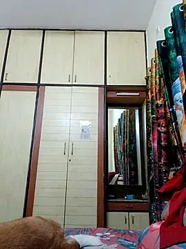 Ratna-777のStripchatでセックスチャット