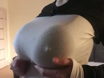 RoxannaCarverのStripchatでアダルトカメラ配信