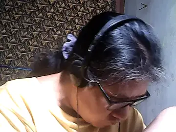 sweetsosie18のStripchatでヌードカメラ