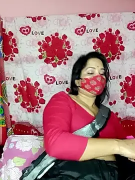 Lexi_Baby_のStripchatでライブセックス映像