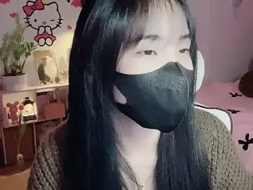 keelinnn19のStripchatで今すぐ視聴可能なセックスカム