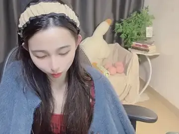 Gina-520のStripchatでライブポルノ配信