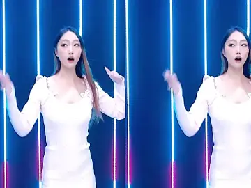 Miss-GirlのStripchatでアダルトビデオチャット