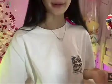 Your-SunshineのStripchatでライブセックス映像