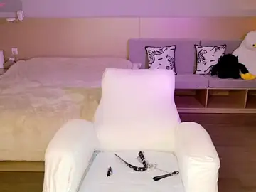 Lucky-babyのStripchatでプライベートチャット