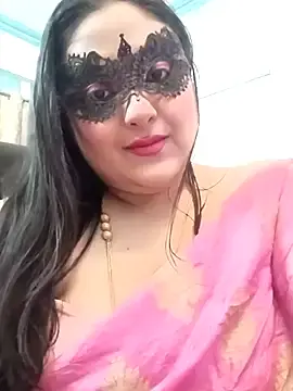 AgniPriyaのStripchatで無料ポルノカメラ