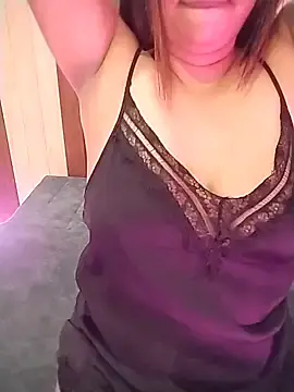 EDDY_KI_MAA_KI_CHOOTのStripchatでライブチャット