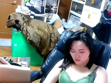 rami0428のStripchatでセックスチャット