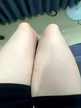 Meii-meyyのStripchatで人気のアダルト配信