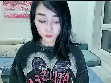 NIAN-erのStripchatでライブポルノ配信