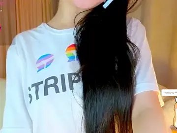 Embez-DamdangのStripchatで無料ライブポルノ