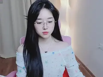 Miu-999のStripchatでライブポルノ配信