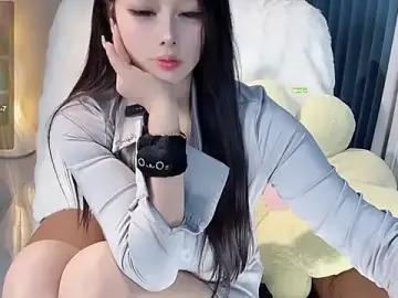 Air--のStripchatで無料ポルノカメラ