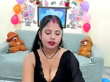 leahgotiiiのStripchatで人気のアダルト配信