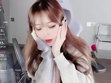 OwQollのStripchatで無料ライブポルノ