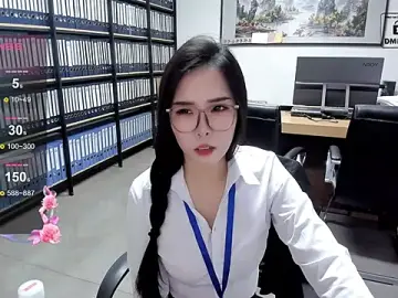 xixiya888のStripchatでヌードカメラ
